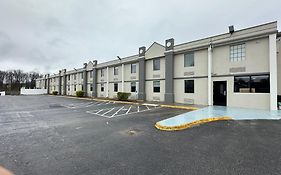 Suburban Studios Chester I-95